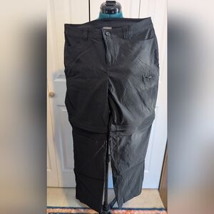 Eddie Bauer Women's size 12 convertible hiking pants, zip off, black